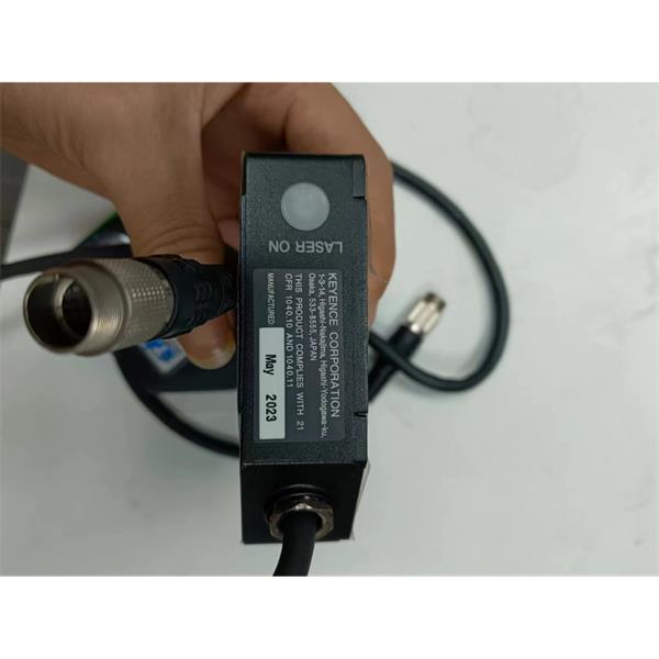 KEYENCE基恩士LK-G3000系列高速高精度CCD激光位移傳感器感測(cè)頭LK-G400
